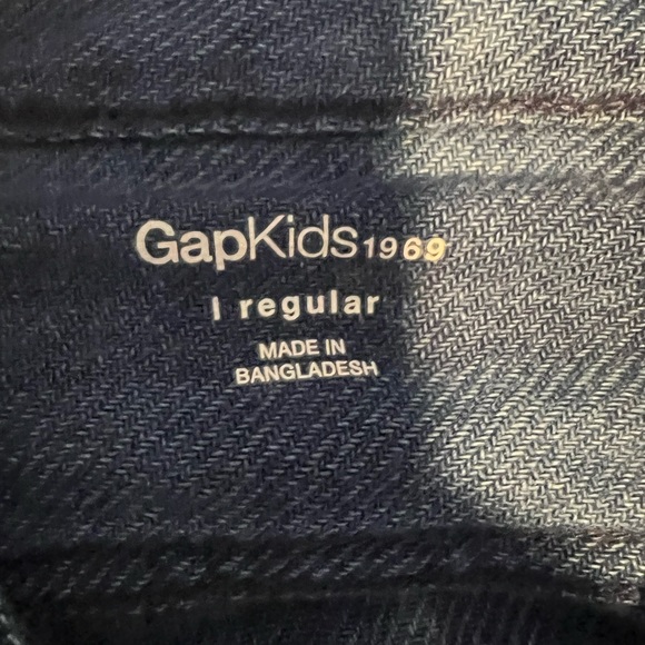 GAP boys denim button down shirt - Picture 2 of 2